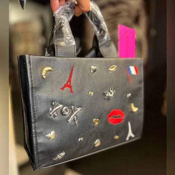 ❤️👄NWT-Betsey Johnson Nora Embossed Paris Charm Mini Tote👄❤️ - Picture 12 of 16